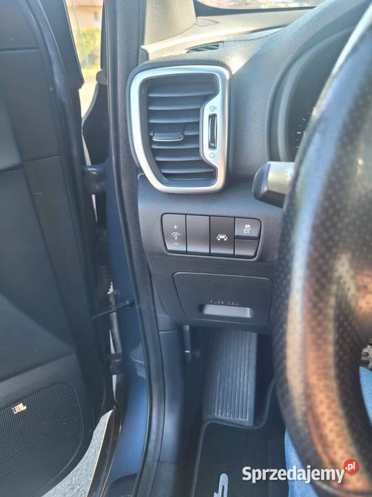 Kia Sportage 17 CRDi 141 Automat Bogata wersja 1655cm3 małopolskie sprzedam