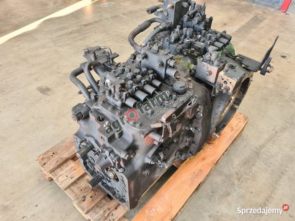 Skrzynia biegów most tylny John Deere 5125R Byków sprzedam