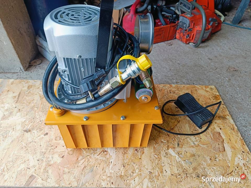 Zakuwarka do węży hydraulicznych z Niemiec Ostrówki