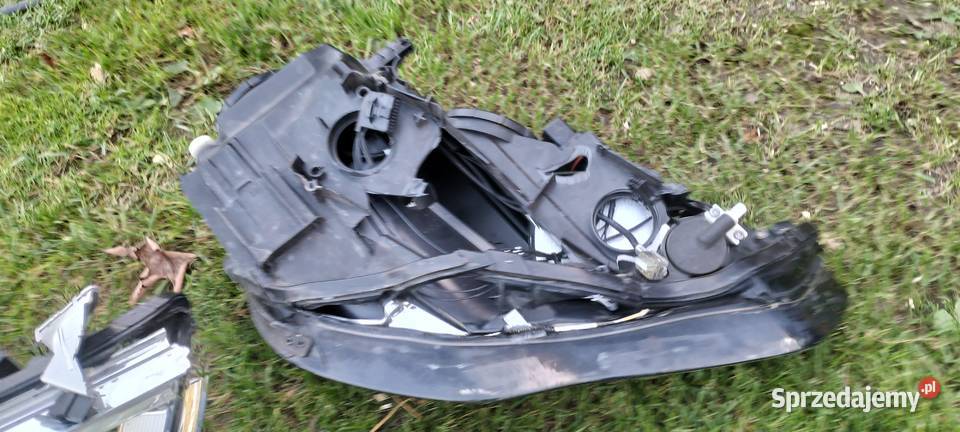 Lampy xenon na części Lampy przednie wielkopolskie Malanów