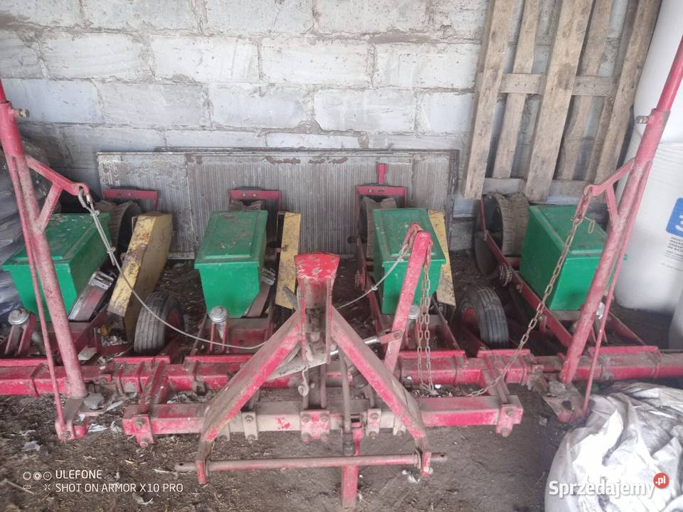 Siewnik do kukurydzy Lubotyń-Włóki sprzedam