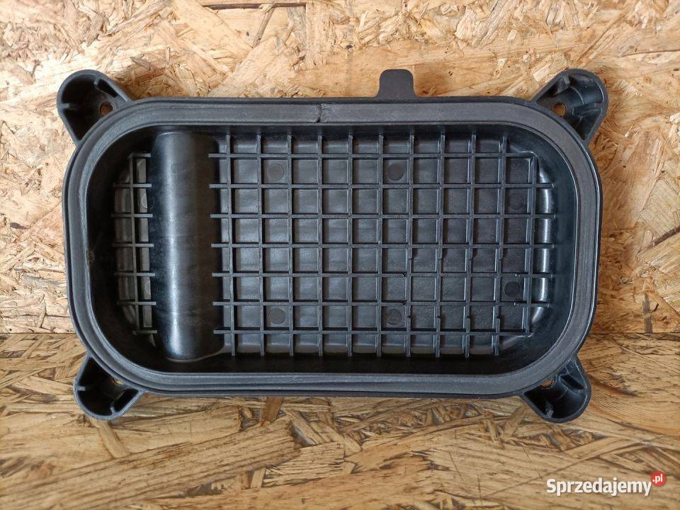 VW TROC A11 ZAŚLEPKA LAMPY PRAWY PRZÓD 2GA941608 Pleszew sprzedam