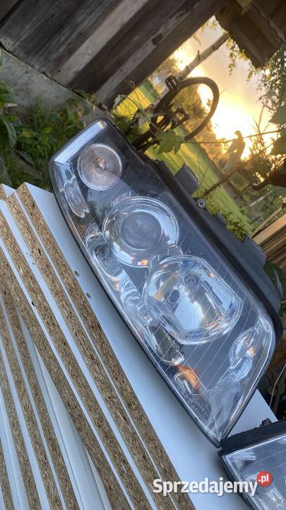 Lampy Audi a4b6 Części samochodowe Florynka sprzedam