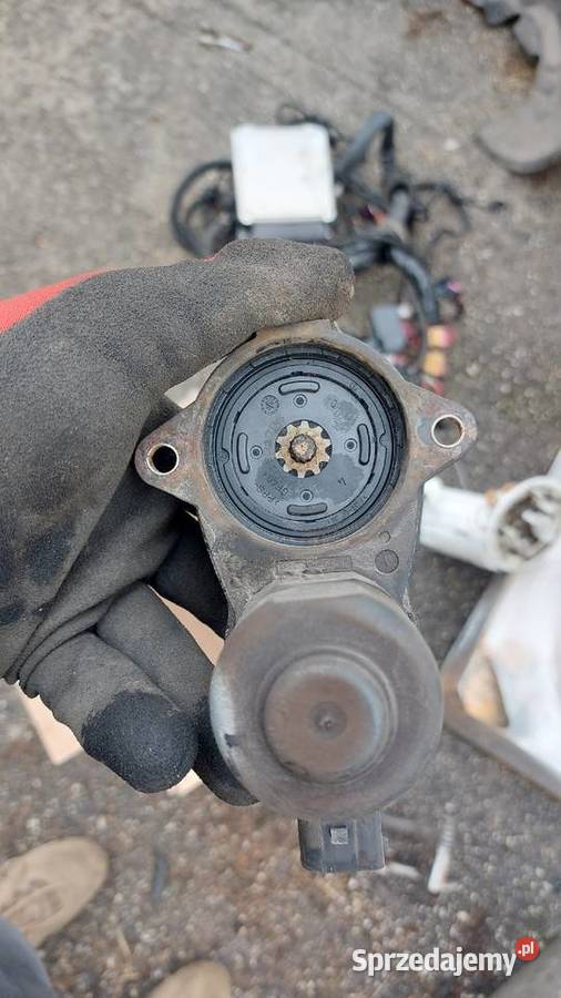 32335478 Silnik zacisku hamulca postojowego Audi