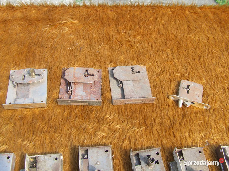 18 zamków meblowych małopolskie sprzedam