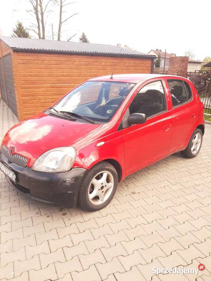 Toyota Yaris 1 5d benzyna