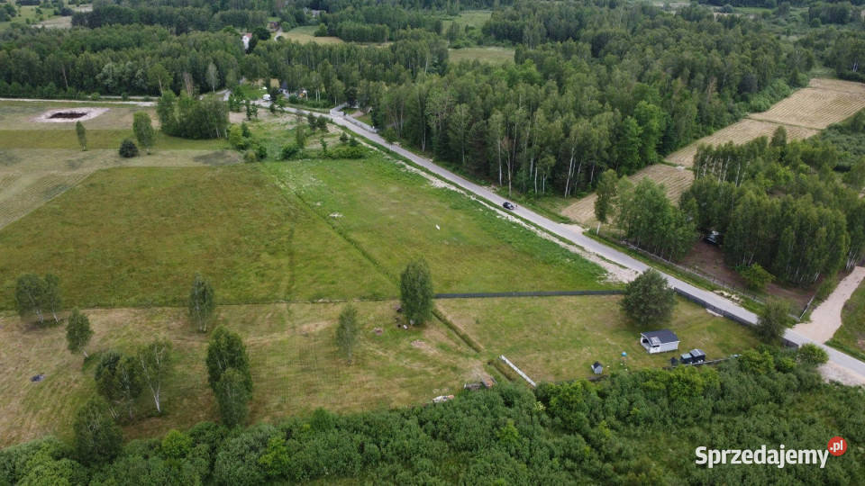 sprzedaży działki 1366m2 Daleszyce