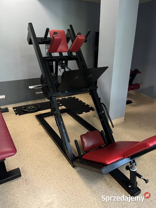 Kompletne wyposażenie siłowni firmy Hes maszyny Środa Śląska