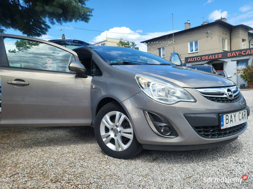 Opel Corsa 14 87 I Właściciel Mały Przebieg 99 Z wielofunkcyjna kierownica Pabianice