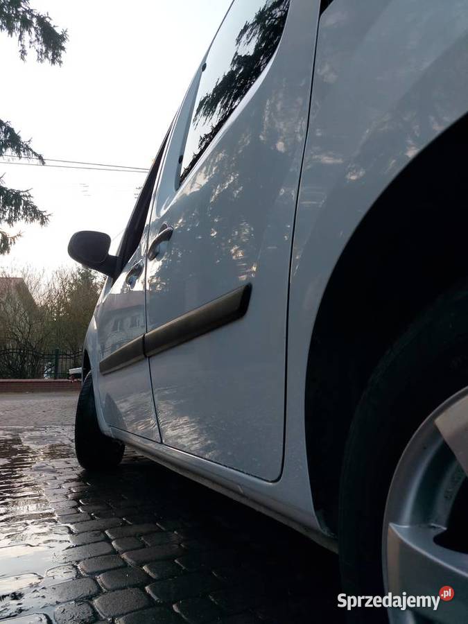 Renault kangoo 12 benzyna LIFT 2013r Sieradz