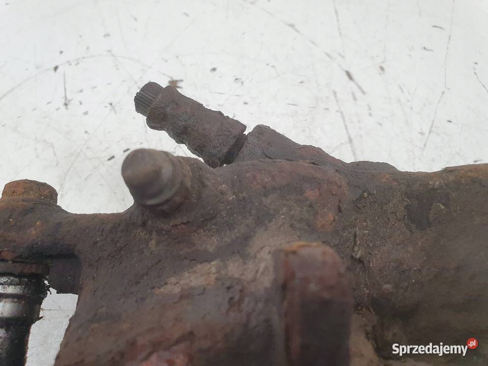 Renault Trafic II PRZEDNI ZACISK HAMULCOWY prawy osobowe Rudka