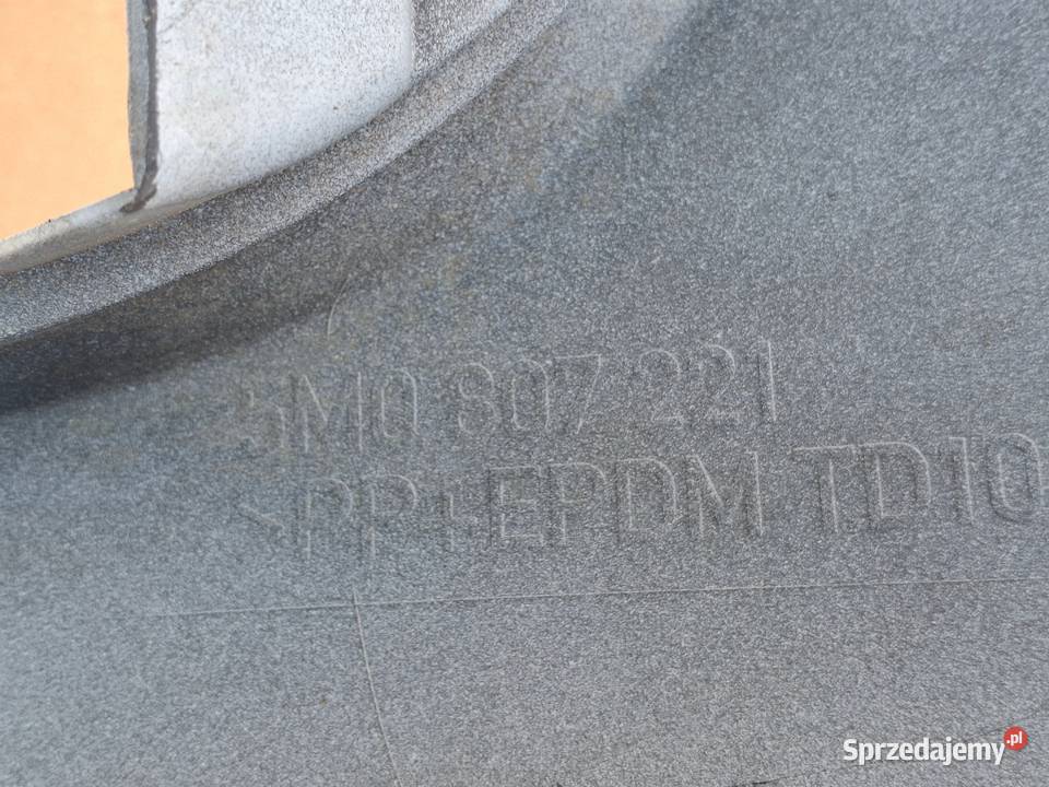 VW GOLF V PLUS ZDERZAK PRZÓD PRZEDNI ORYGINAŁ Bieleń