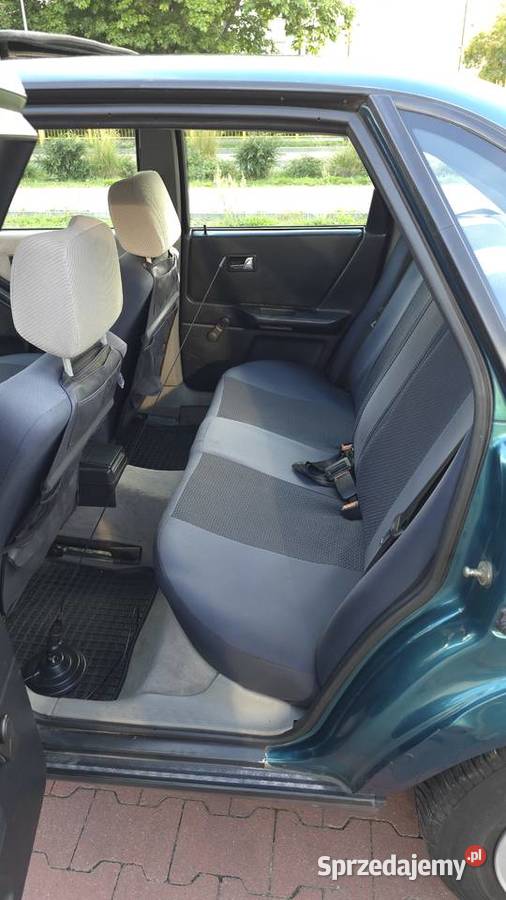 Sprzedam Audi 80 B4 w stanie bez rdzy 1 Samochody osobowe Tarnobrzeg
