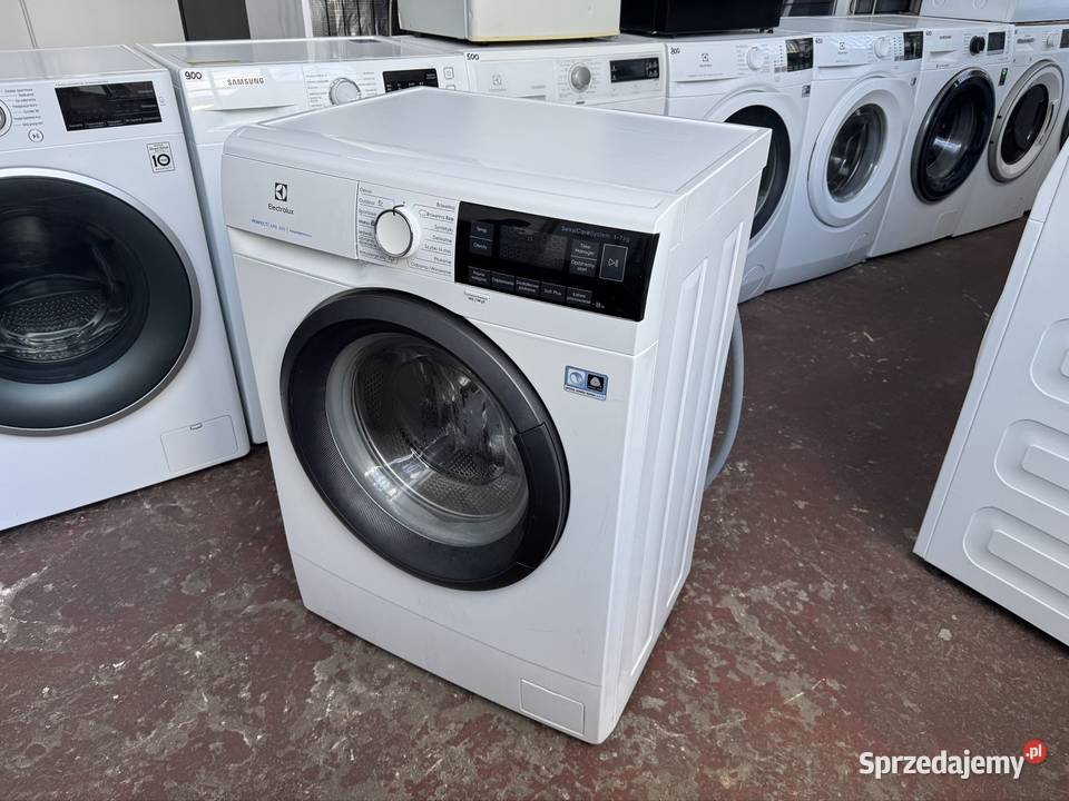 Wąska pralka Electrolux 600 SensiCare 71400obr