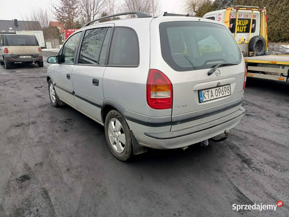 Opel Zafira Opel Zafira 20 DTI 101 01r A diesel