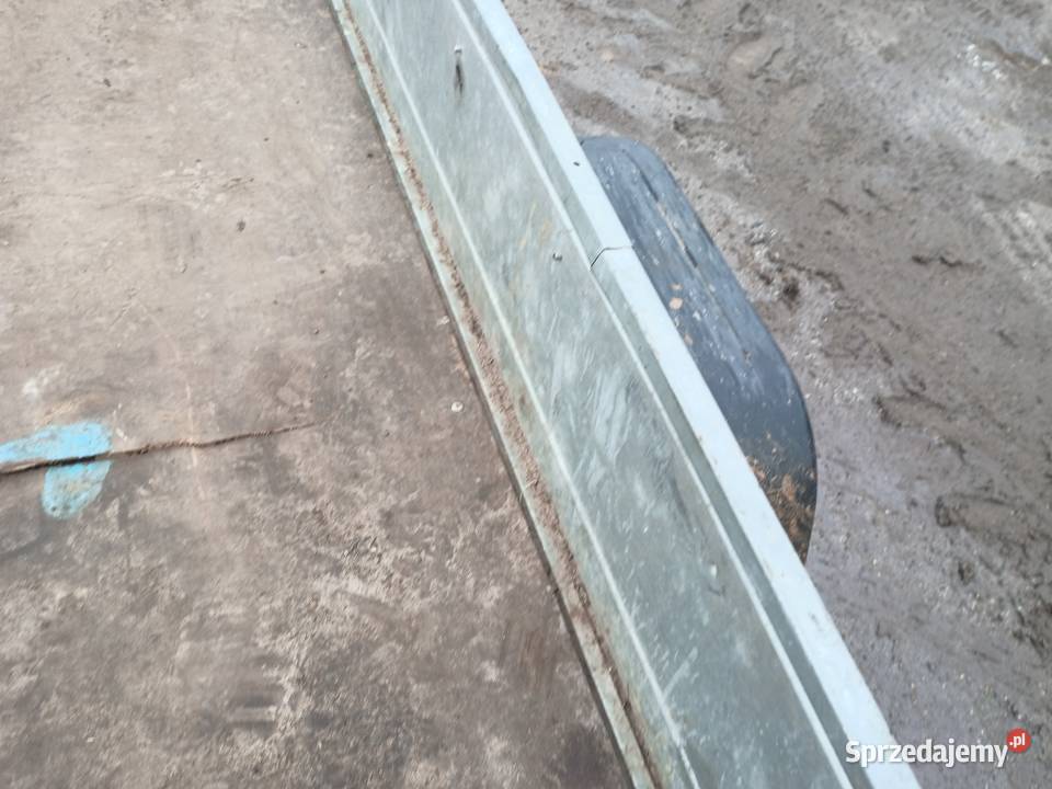 Syndyk sprzeda przyczepę UNITRAILER Garden wielkopolskie Bolewice sprzedam