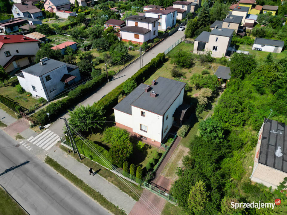Dom piętrowy 1224m2 działka 997m2 Konopnickiej Ostrowiec Świętokrzyski