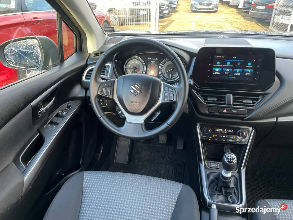 Suzuki SX4 SCross 14 129 2023 Nowy Bogata Kamera czujnik zmierzchu wielkopolskie Przeźmierowo