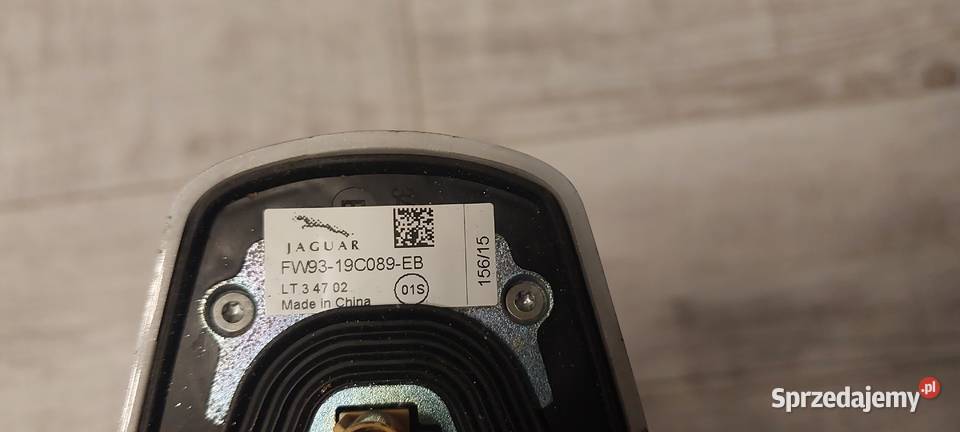 Antena dachowa płetw rekina JAGUAR XJ X351 kolor Szczecin