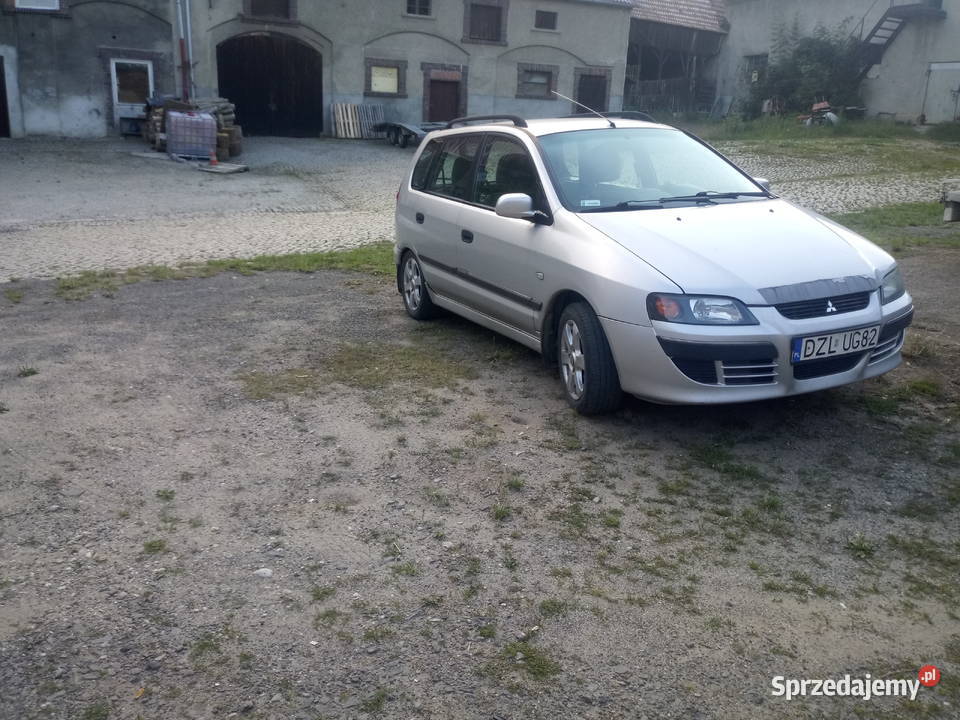 Mitsubishi Space Stat Rok produkcji 2002 Chroślice