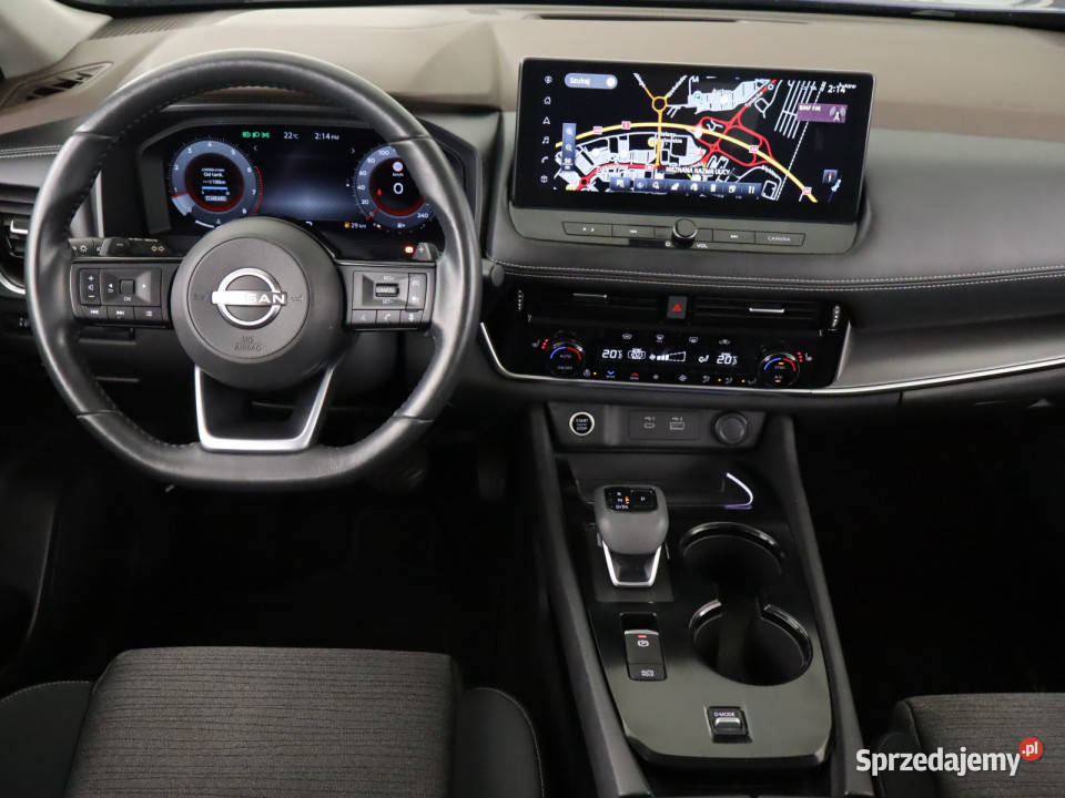 Nissan XTrail 15 VCT MHEV benzyna dolnośląskie Bielany Wrocławskie