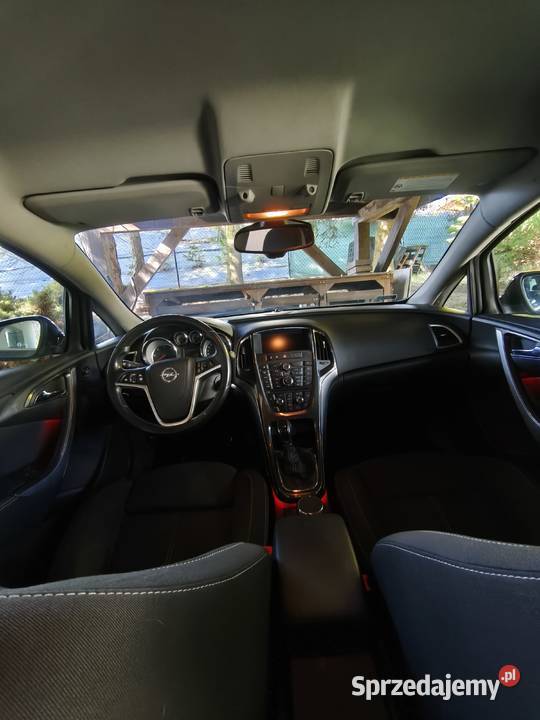 Opel Astra J 17 CDTI Executive Łazany