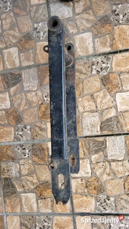 Wachacz WSK uszkodzony Chichy