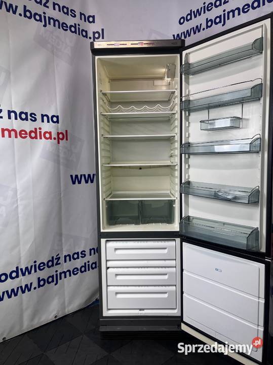 LODÓWKA AEG Duża Pojemność Gastro 200 Klas A