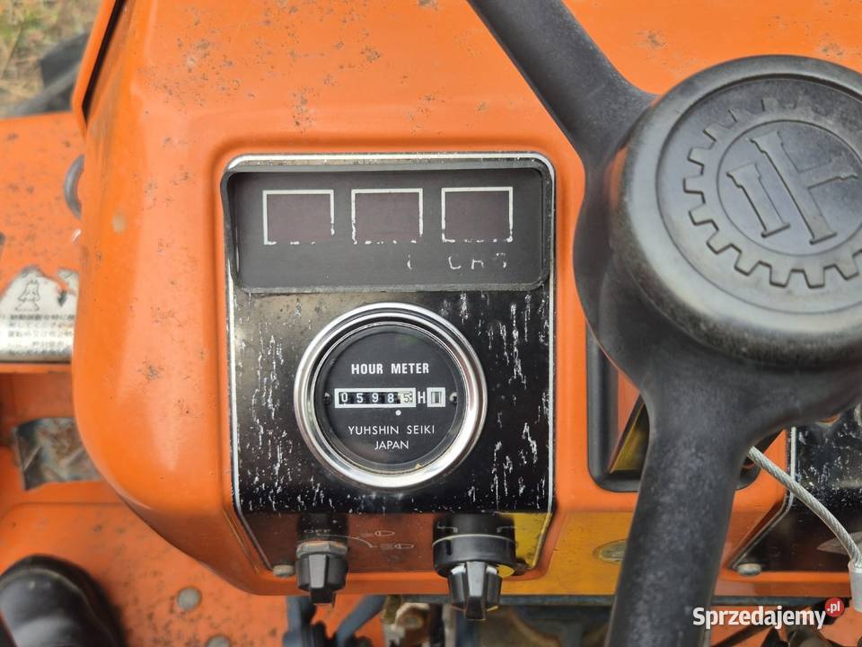 Traktorek traktor KUBOTA B1400D 14 44 Małuszyn sprzedam