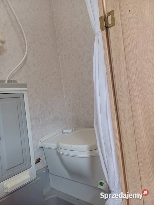 Przyczepa kempingowa LUNAR 2004r zarejestrowana śląskie Sosnowiec