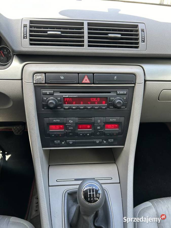 Audi A4 16 MPi Elegance 4/5