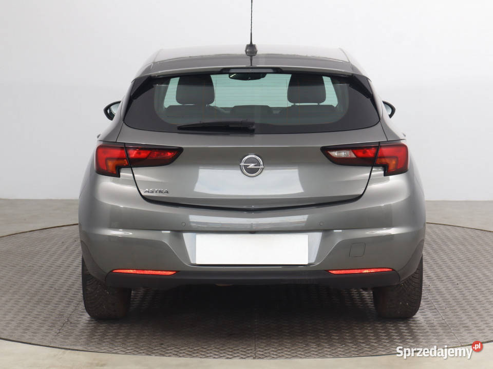 Opel Astra 12 Turbo asystent pasa ruchu dolnośląskie