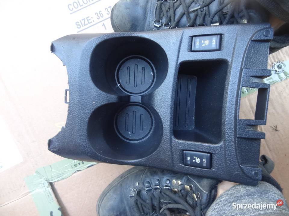 UCHWYT NA KUBKI QASHQAI J11 LIFT 969664EA1A sprzedam