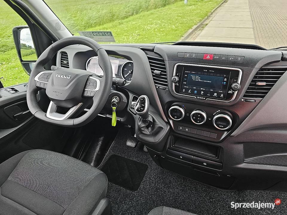 Iveco DAILY 35S18 L4H2 30 Aut 176pk blaszak 4x2 pomorskie