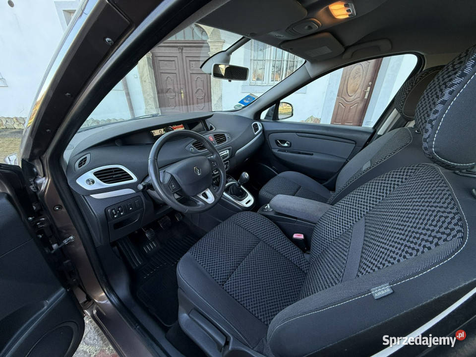 Renault Scenic 14benz 130 106 7osob z DE gniazdo AUX Scenic