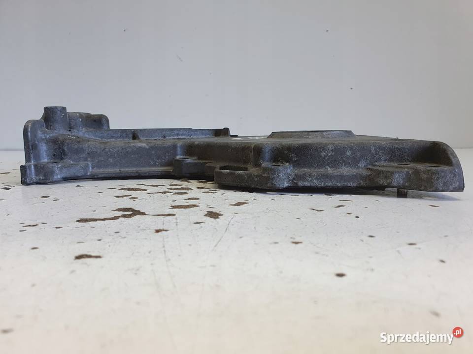 Mercedes W169 15 8V POKRYWA ROZRZĄDU osłona Chełm