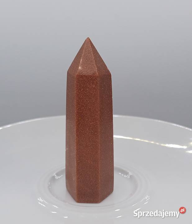 Kolekconerski kryształ piasek pustyni obelisk Olsztyn