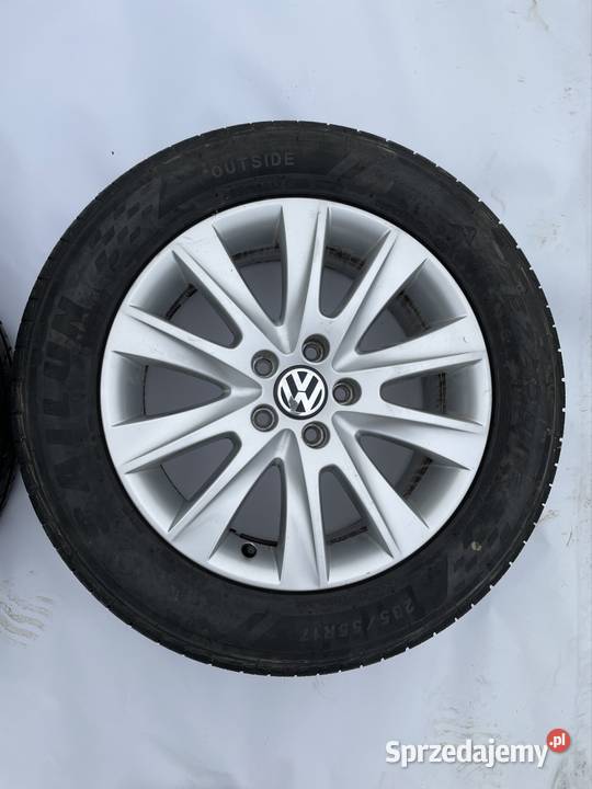Felgi Alu VW z oponami 23555R17 Samochodowe Grodziec sprzedam