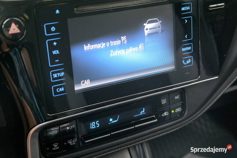 Toyota Auris 16 kombi benzyna Salon polska mazowieckie Grójec