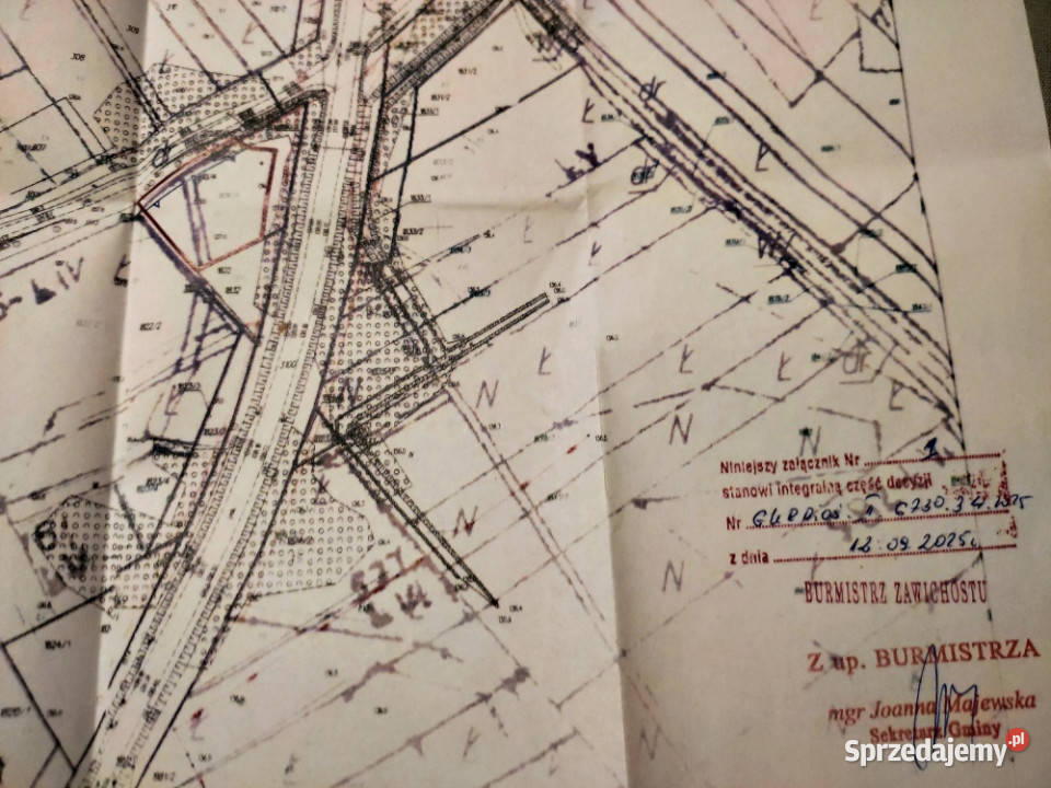 Działka budowlana z warunkami zabudowy 1330m budowlana świętokrzyskie Linów