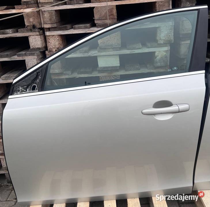 VOLVO V40 II DRZWI LEWAY PRZÓD LEWY TYŁ 42626 osobowe Skierniewice
