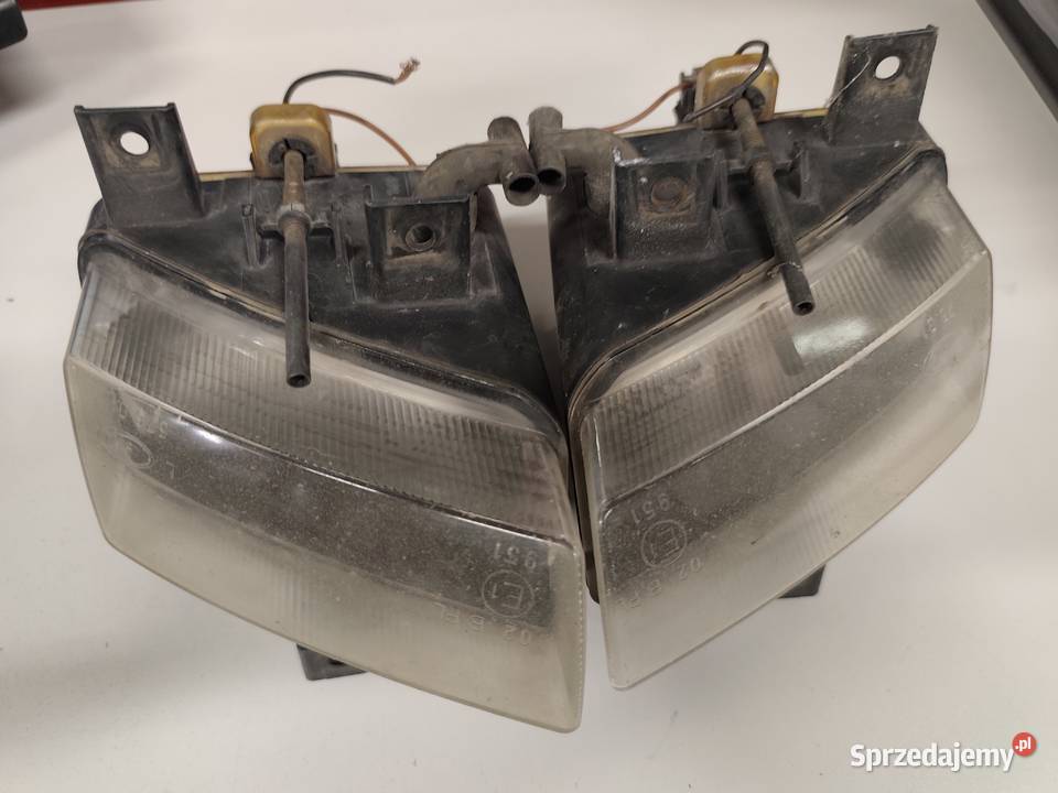 OPEL OMEGA HALOGEN PRZECIWMGIELNE PRZÓD PRAWA