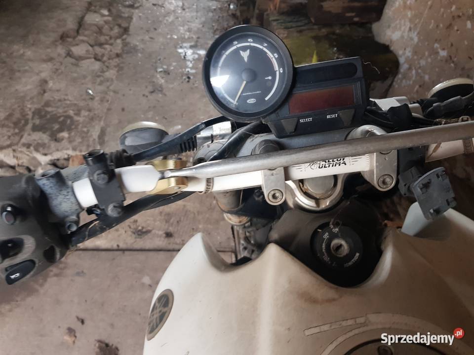 yamaha mt 03 sprzedam bez prawa rej Jędrzejów