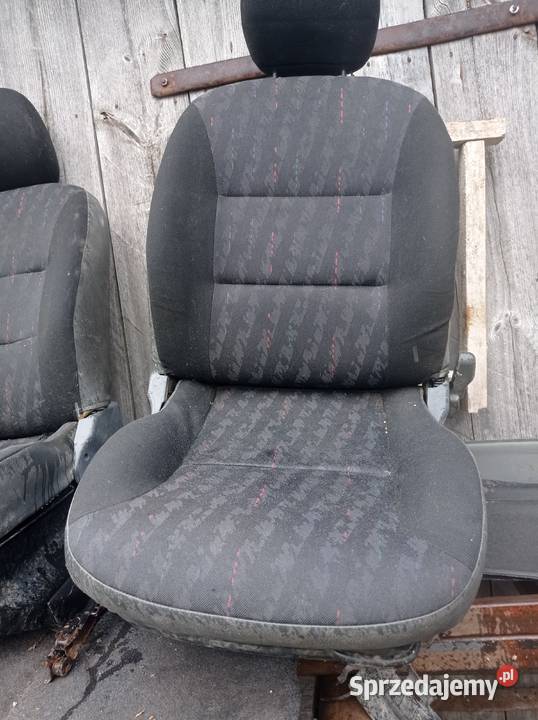 Citroen Berlingo Peugeot partner fotele świętokrzyskie