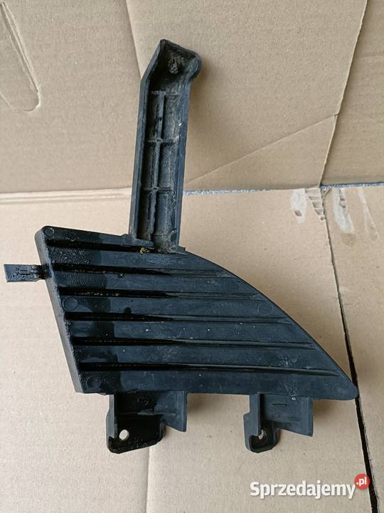 LEWA KRATKA ZAŚLEPKA ZDERZAKA SPACE STAR LIFT 02 Drezdenko