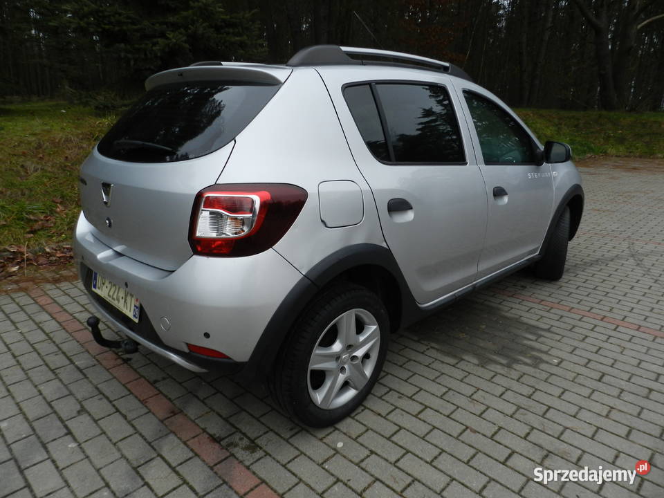 Dacia Sandero Stepway 09i Klima Navi Hak srebrny Olsztyn sprzedam