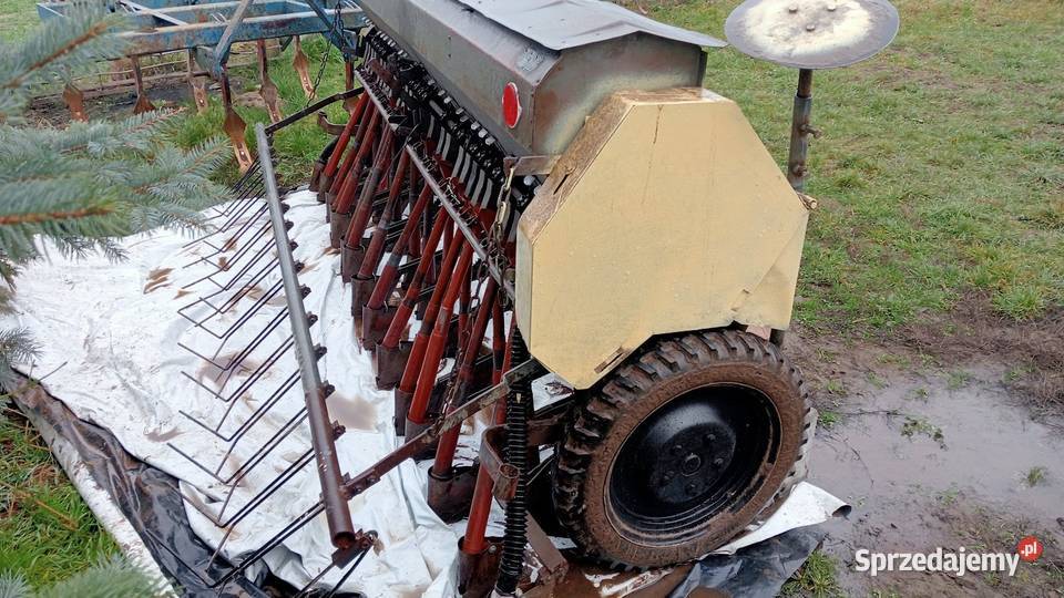 Siewnik poznaniak 3m na docisku Sochaczew