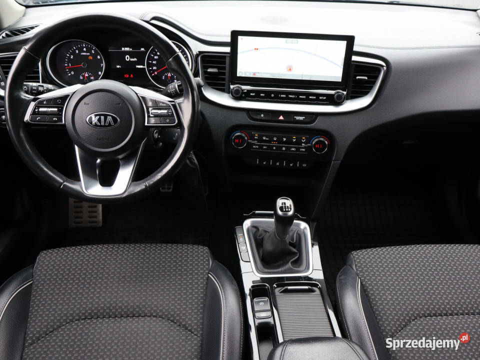 Kia Ceed 14 TGDI Bielany Wrocławskie