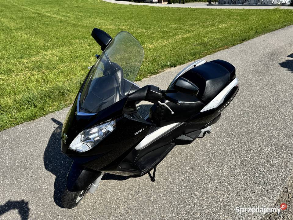 Skuter Peugeot Satelis 125 kat B Rok produkcji 2010 małopolskie Nowy Sącz