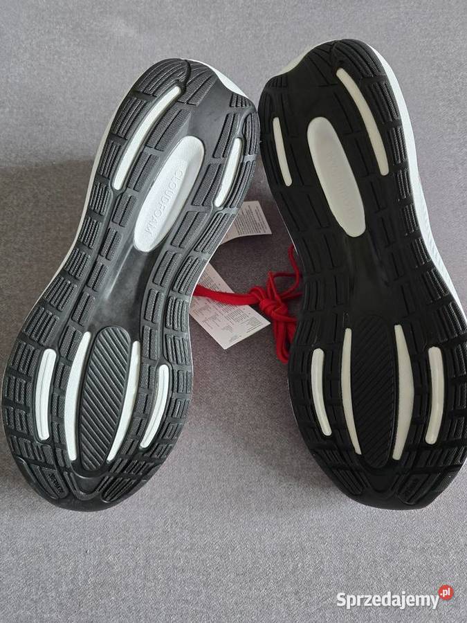 Buty sportowe Adidas Runfalcon 30 Sportowe Czarna Woda sprzedam